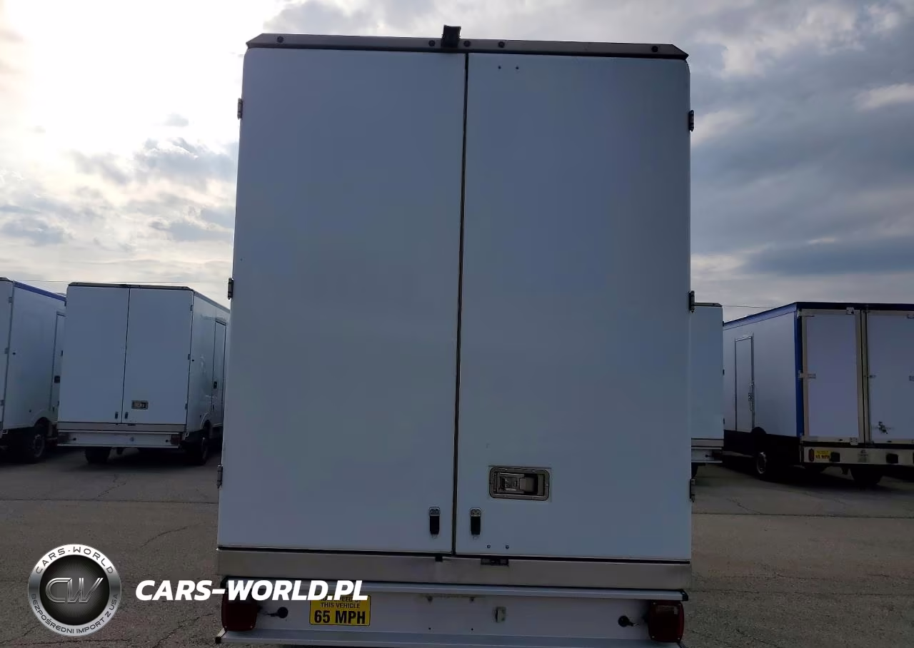 2020 Ford Transit Delivery Truck VIN:1FDBW5Z86LKA75545 - 6