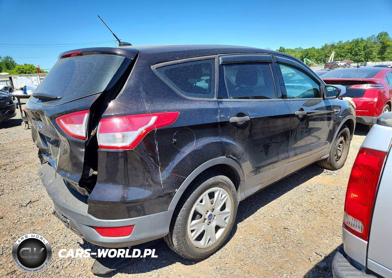 2013 Ford Escape S VIN:1FMCU0F7XDUC58378 - 3
