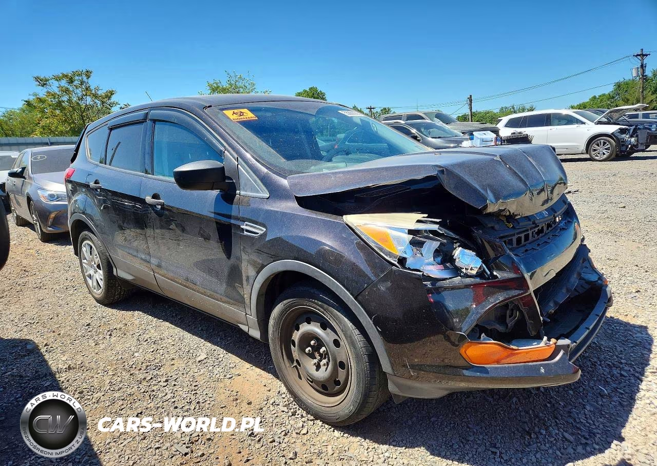2013 Ford Escape S VIN:1FMCU0F7XDUC58378 - 4