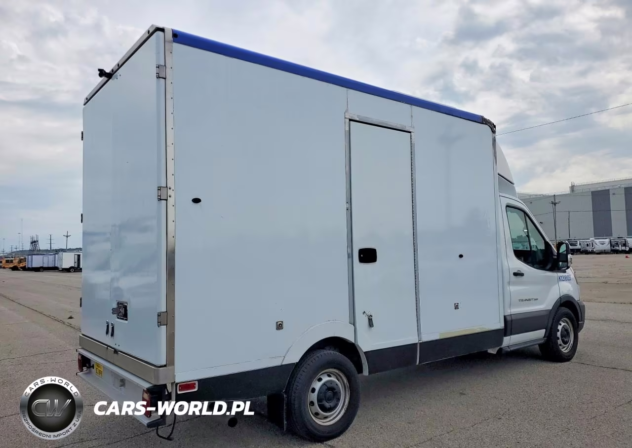 2020 Ford Transit Delivery Truck VIN:1FDBW5Z8XLKA83387 - 3