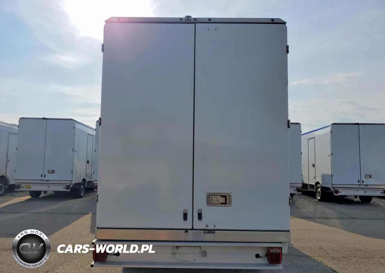 2020 Ford Transit Delivery Truck VIN:1FDBW5Z81LKA83388 - 6