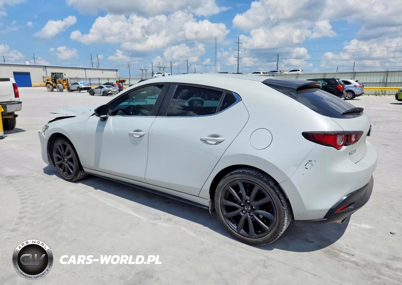 2024 Mazda 3 Select Sport VIN:JM1BPAKM0R1700182 - 2