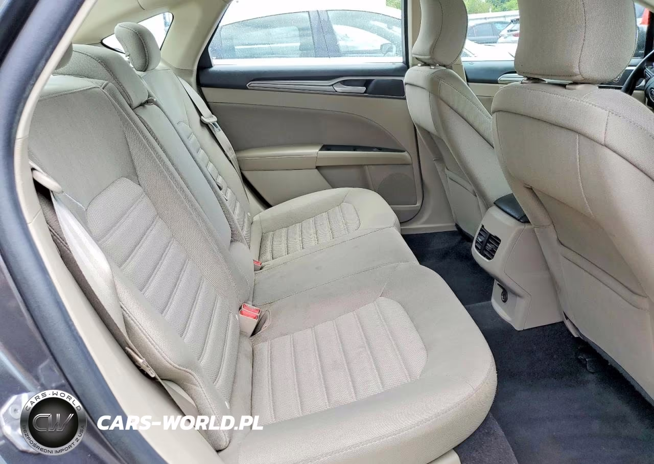 2019 Ford Fusion Se VIN:3FA6P0LUXKR125522 - 10