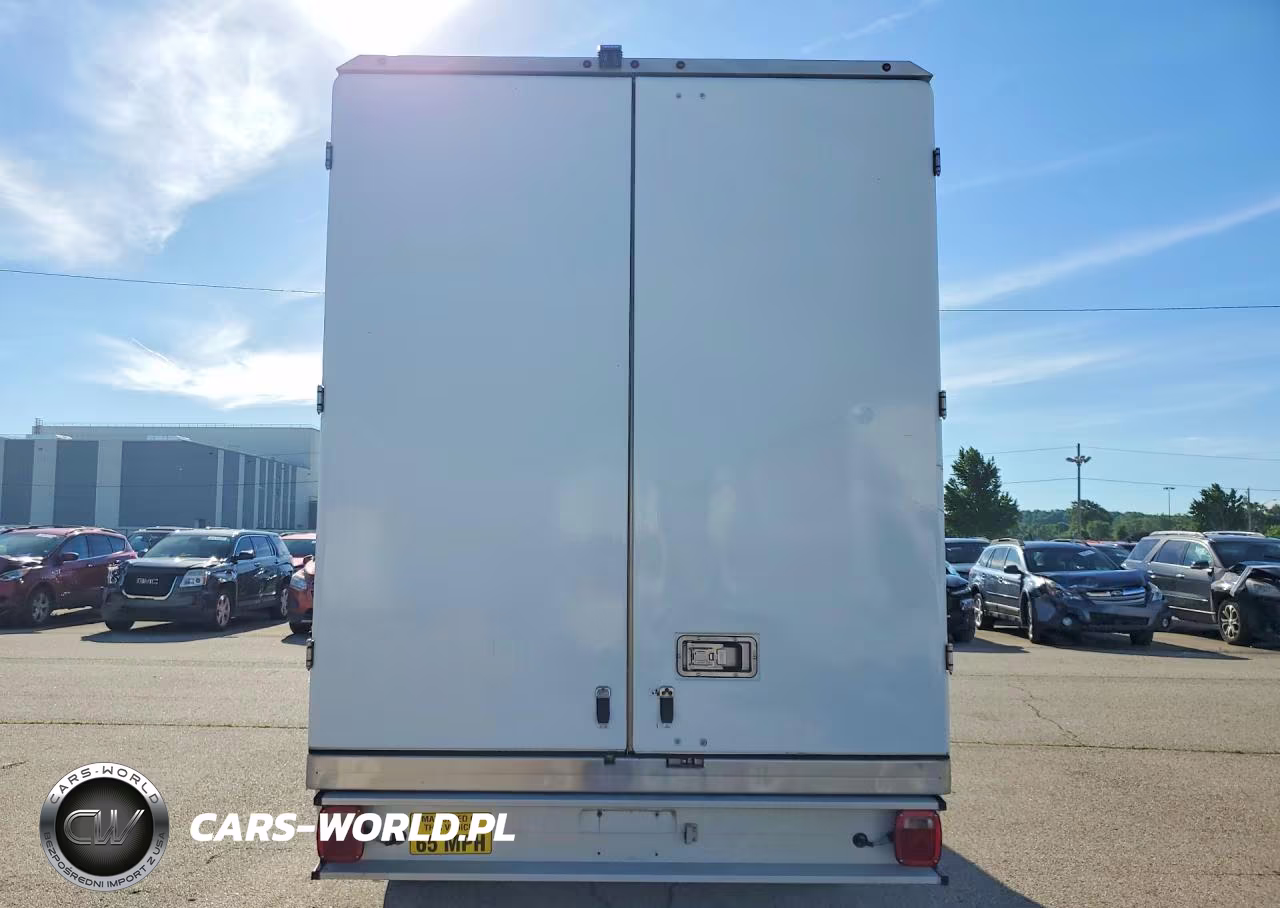 2020 Ford Transit Delivery Truck VIN:1FDBW5Z8XLKA95572 - 6