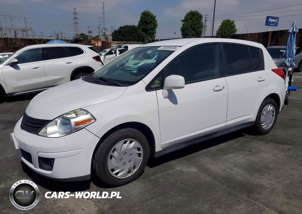 2010 Nissan Versa 1.8 S