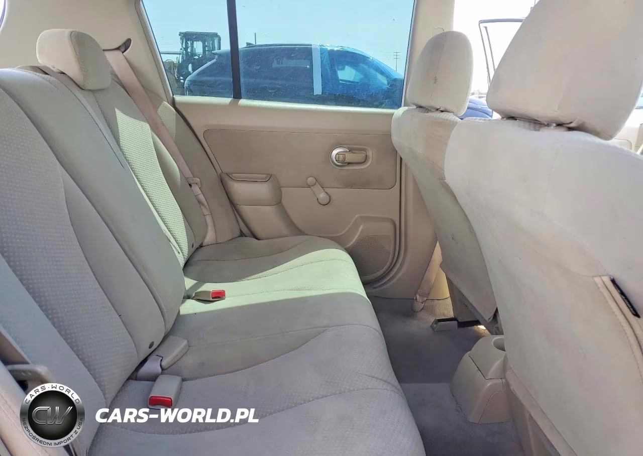 2010 Nissan Versa 1.8 S VIN:3N1BC1CP9AL375908 - 10