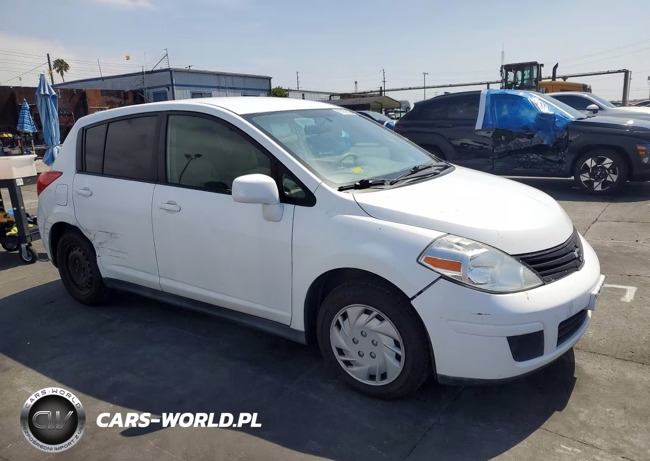 2010 Nissan Versa 1.8 S VIN:3N1BC1CP9AL375908 - 4
