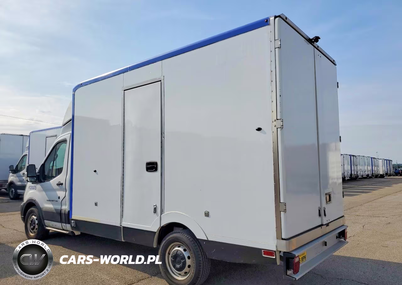 2020 Ford Transit Delivery Truck VIN:1FDBW5Z82LKA95582 - 2