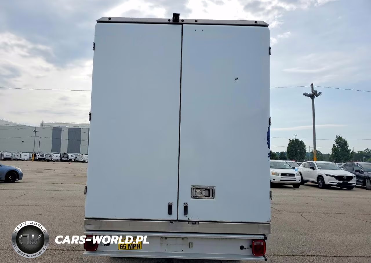 2020 Ford Transit Delivery Truck VIN:1FDBW5Z87LKB07466 - 6