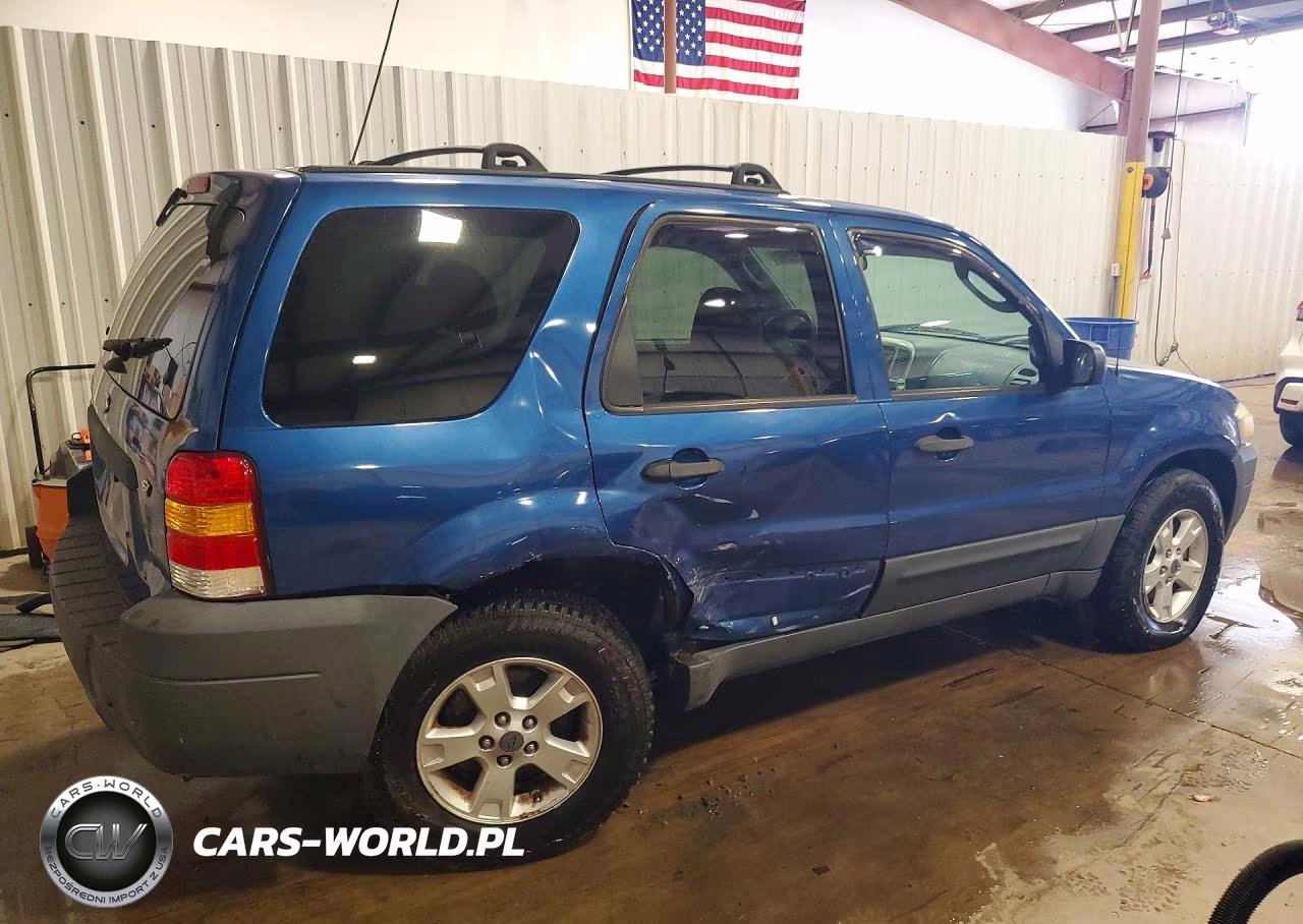 2007 Ford Escape Xlt VIN:1FMYU93157KA06256 - 3