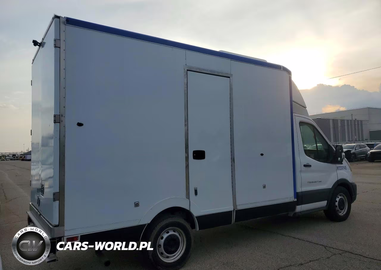 2020 Ford Transit Delivery Truck VIN:1FDBW5Z84LKB24922 - 3