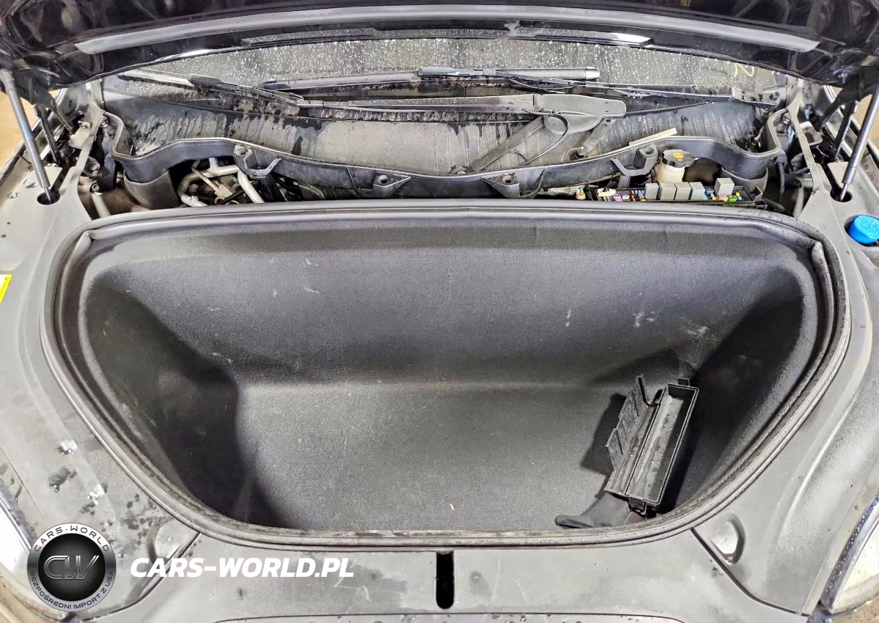 2016 Tesla Model X VIN:5YJXCBE4XGF000435 - 11