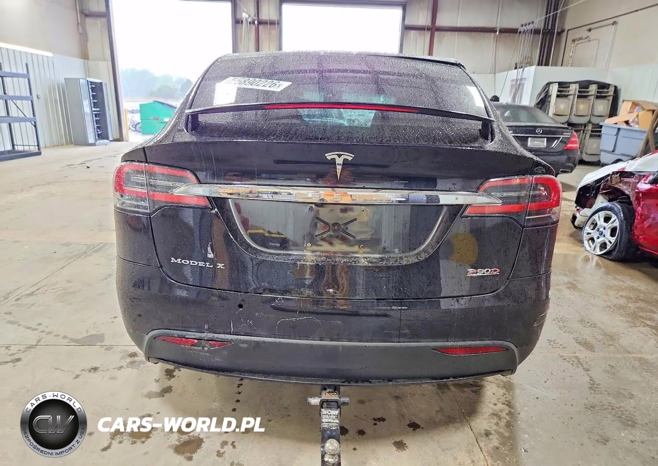 2016 Tesla Model X VIN:5YJXCBE4XGF000435 - 6