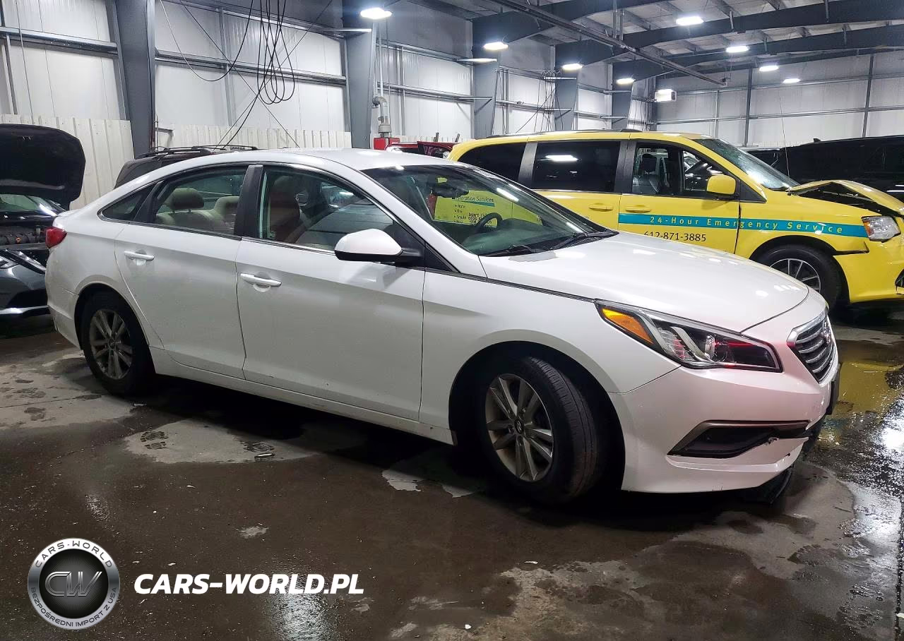 2016 Hyundai Sonata Se VIN:5NPE24AFXGH356561 - 4