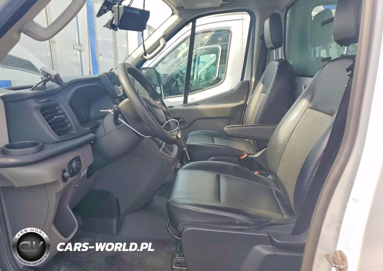 2020 Ford Transit Delivery Truck VIN:1FDBW5Z88LKB36796 - 7