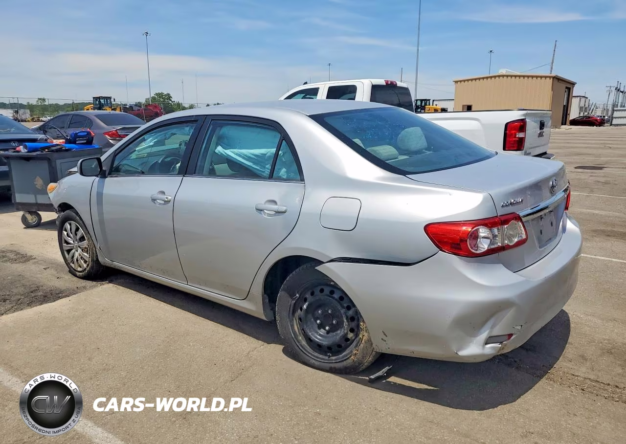 2013 Toyota Corolla Le VIN:2T1BU4EE1DC027647 - 2