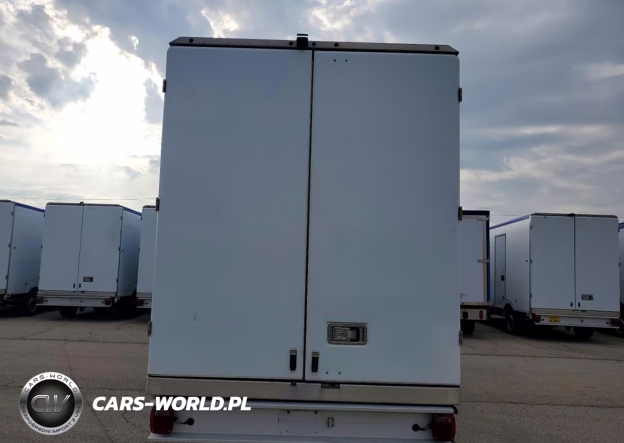 2020 Ford Transit Delivery Truck VIN:1FDBW5Z81LKB40267 - 6