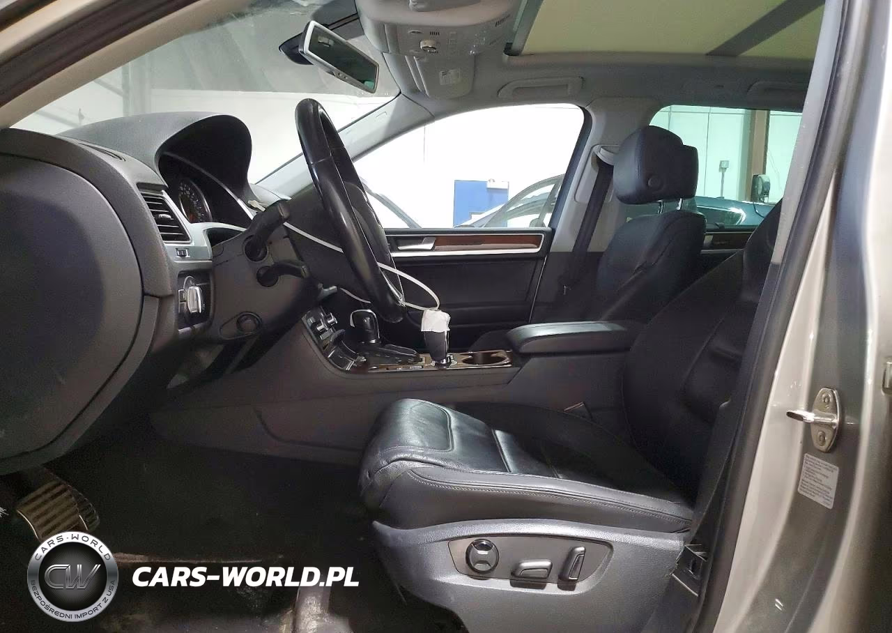 2011 Volkswagen Touareg Hybrid VIN:WVGFG9BP1BD004991 - 7