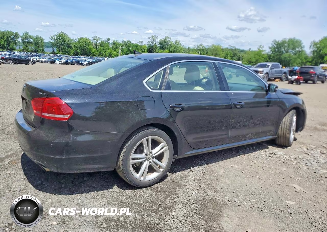 2014 Volkswagen Passat Se VIN:1VWBM7A38EC033622 - 3