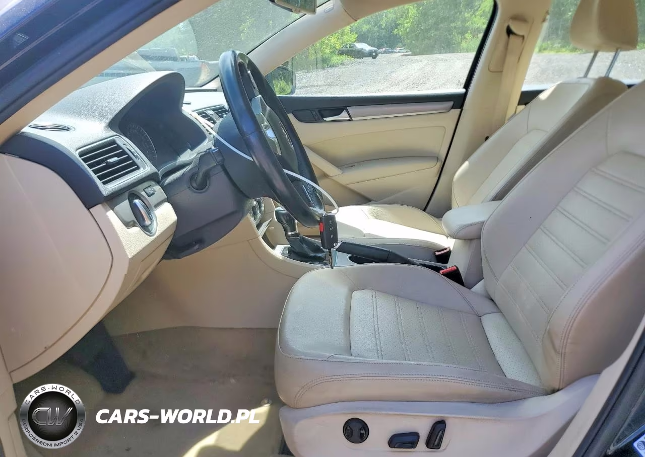 2014 Volkswagen Passat Se VIN:1VWBM7A38EC033622 - 7