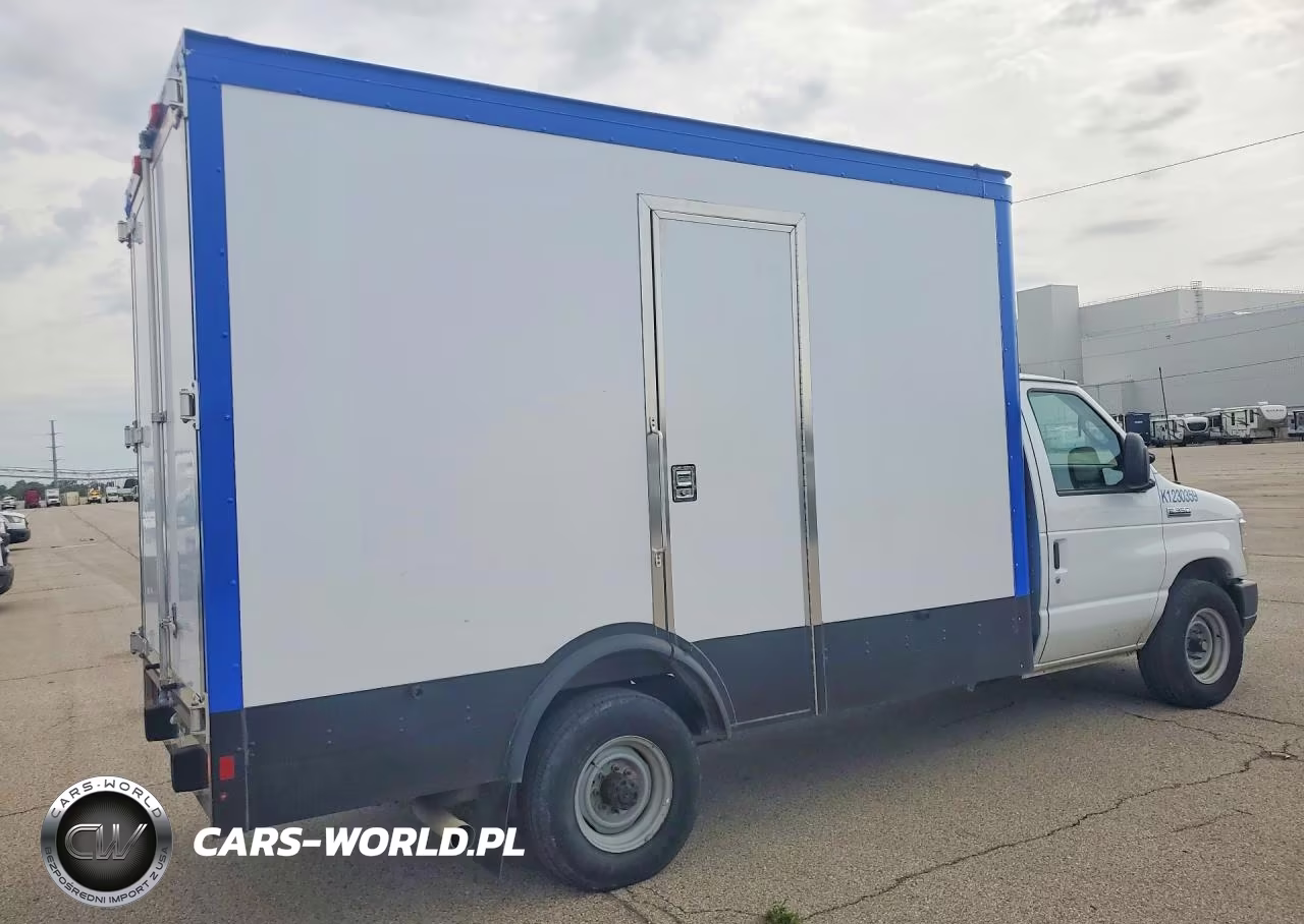 2023 Ford Econoline E350 Super Duty Cutaway Van VIN:1FDWE3FK2PDD32087 - 3