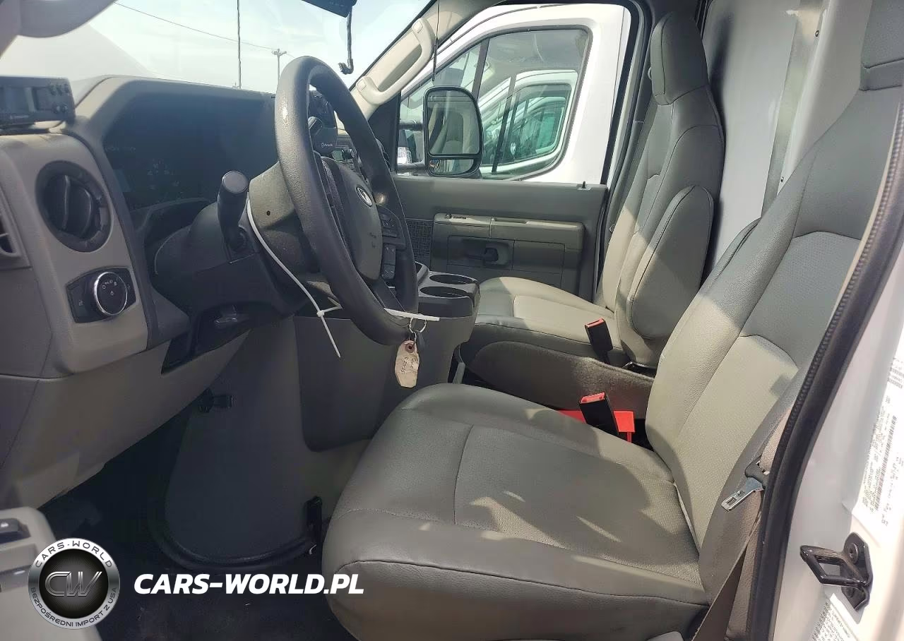 2023 Ford Econoline E350 Super Duty Cutaway Van VIN:1FDWE3FK2PDD32087 - 7