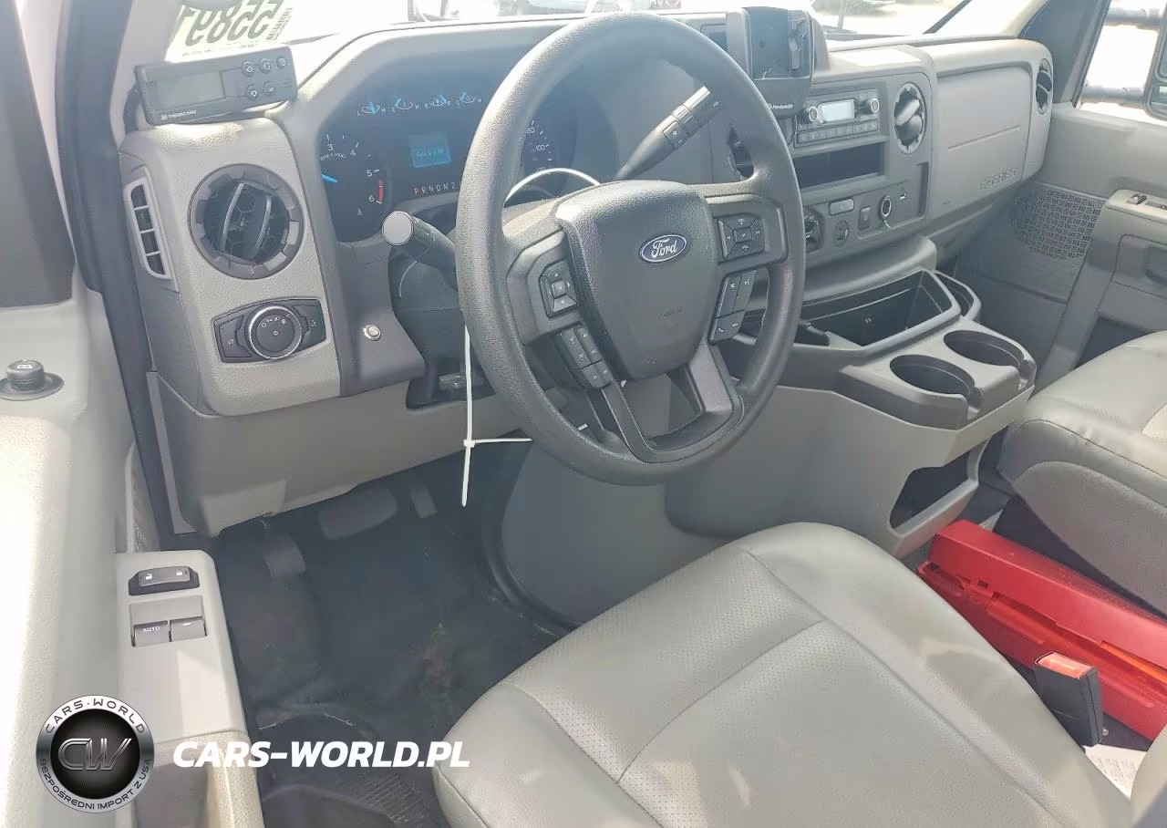 2023 Ford Econoline E350 Super Duty Cutaway Van VIN:1FDWE3FK2PDD32087 - 8