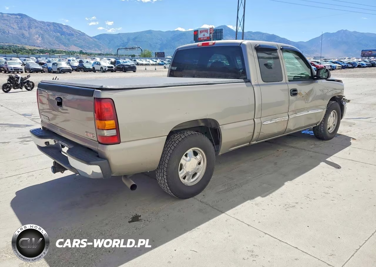 2003 GMC New Sierra C1500 VIN:2GTEC19TX31353256 - 3