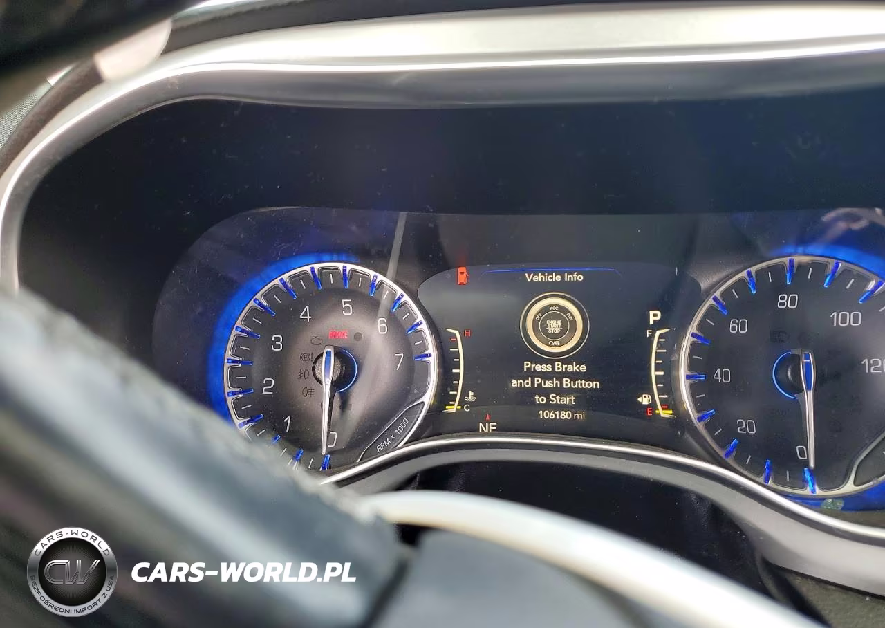2019 Chrysler Pacifica Touring L Plus VIN:2C4RC1EGXKR507992 - 9