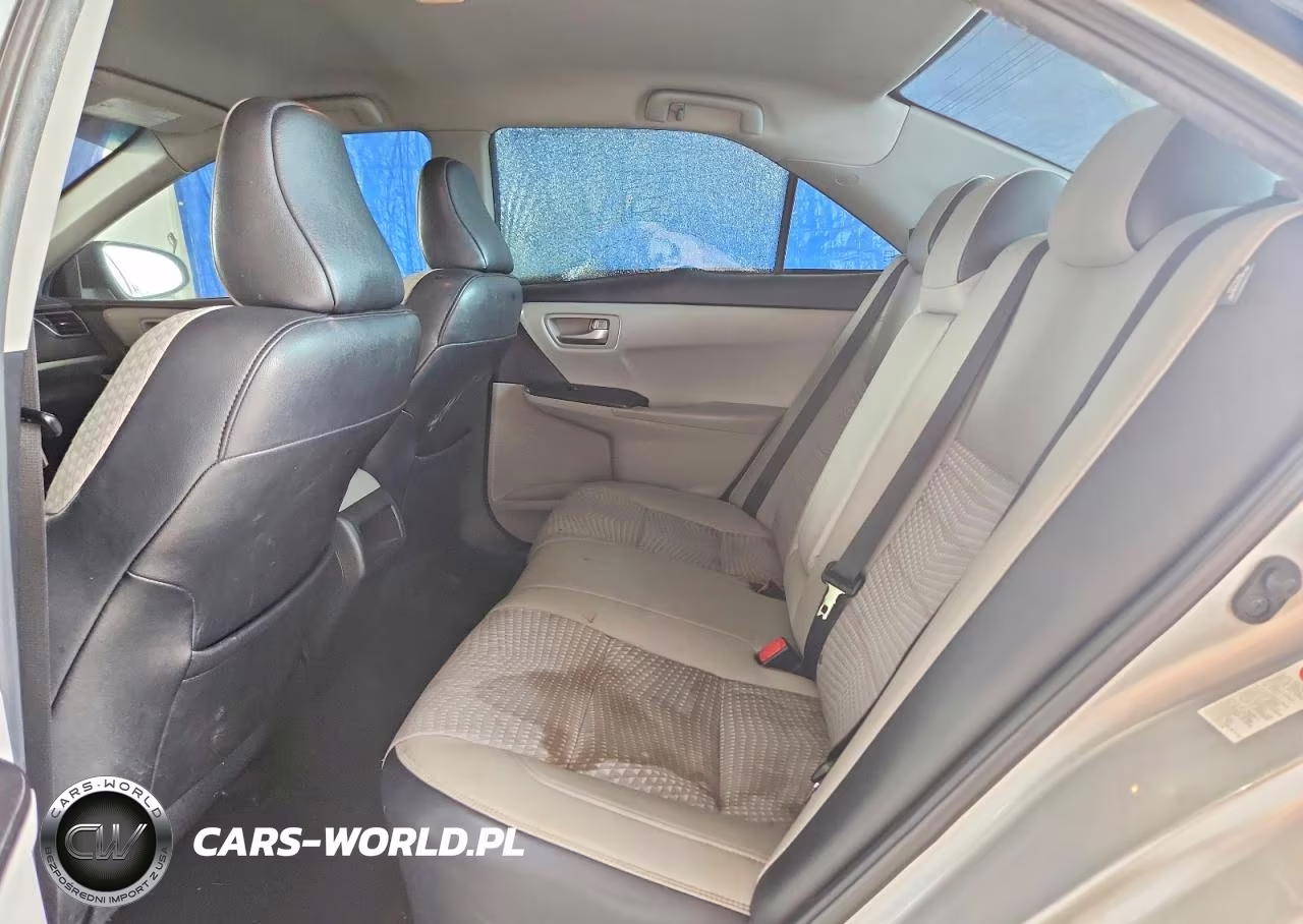 2015 Toyota Camry Se VIN:4T1BF1FK1FU960141 - 10