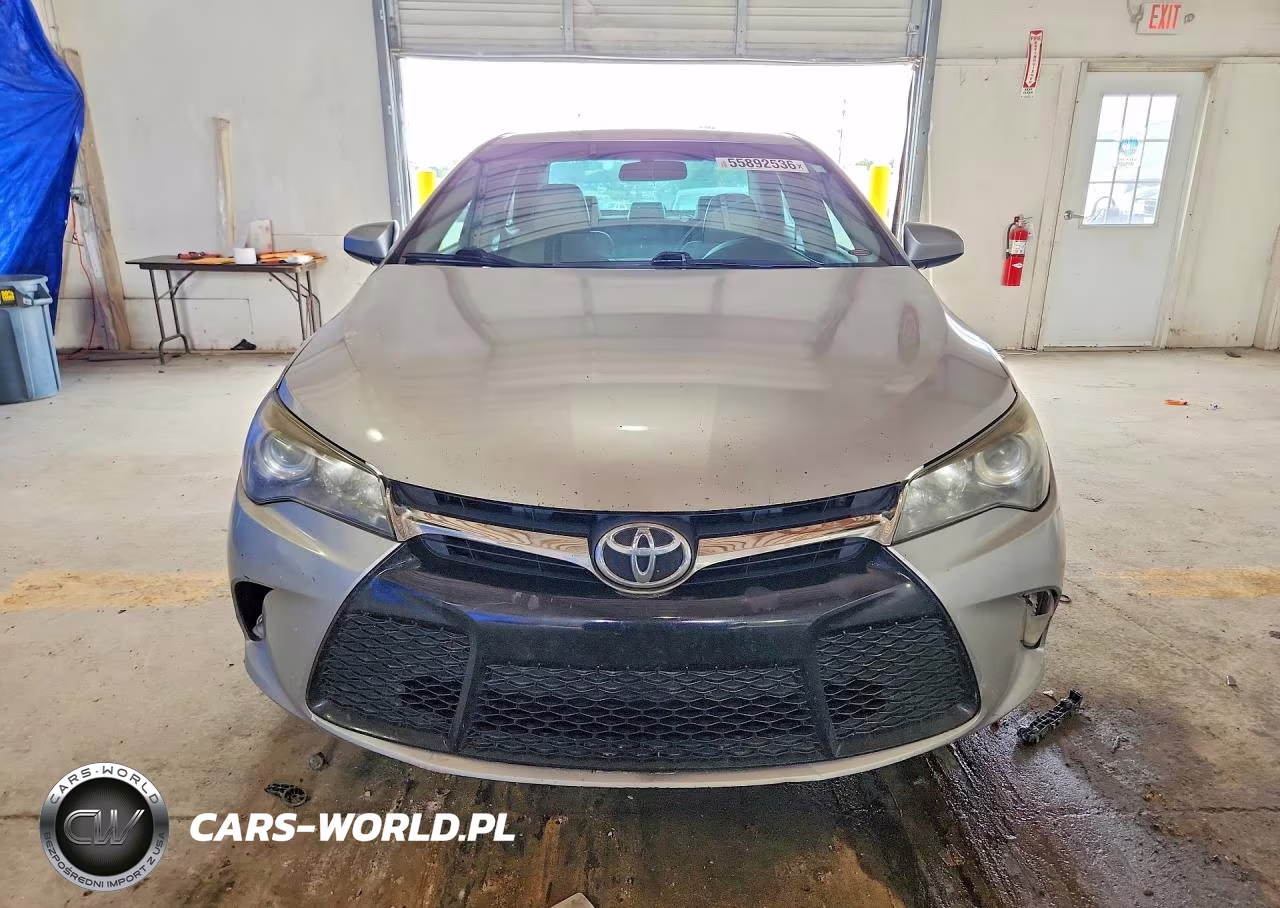 2015 Toyota Camry Se VIN:4T1BF1FK1FU960141 - 5