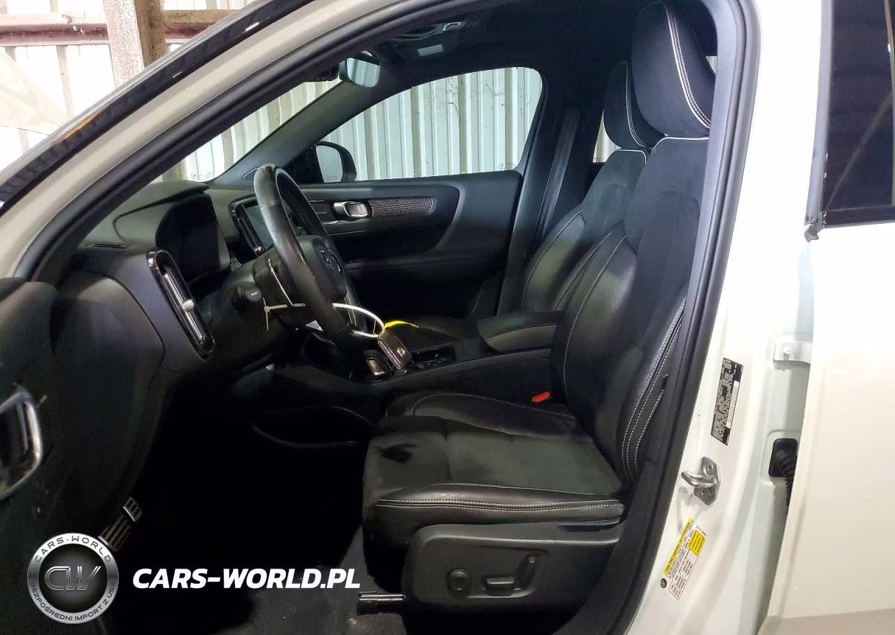 2019 Volvo Xc40 T5 R-Design VIN:YV4162UM7K2107000 - 7