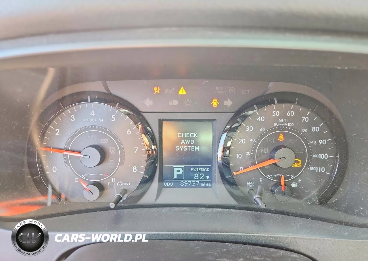 2017 Toyota Sienna Le VIN:5TDJZ3DC5HS183808 - 9