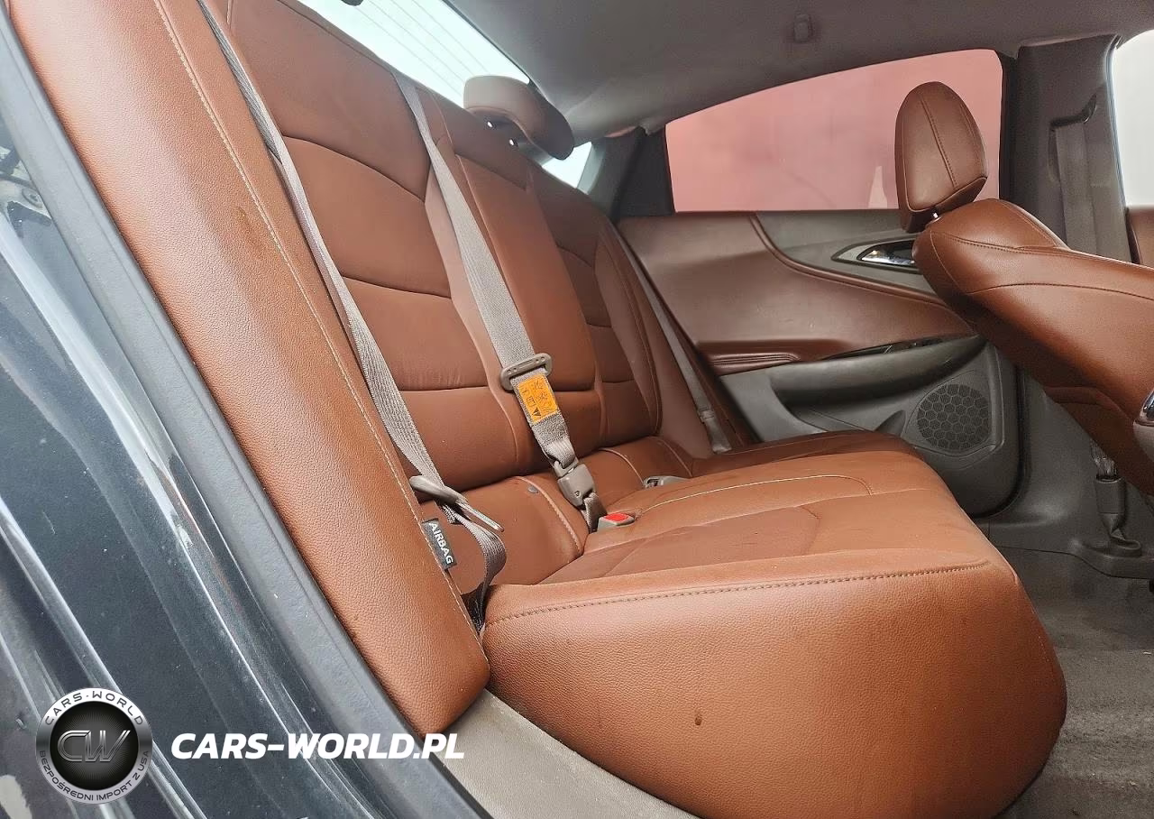 2018 Chevrolet Malibu Lt VIN:1G1ZD5ST4JF152774 - 10