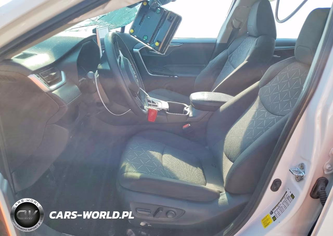 2024 Toyota Rav4 Xle VIN:2T3W1RFVXRW320823 - 7