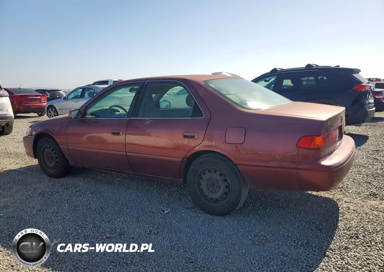 2000 Toyota Camry Le VIN:JT2BG22K8Y0478749 - 2