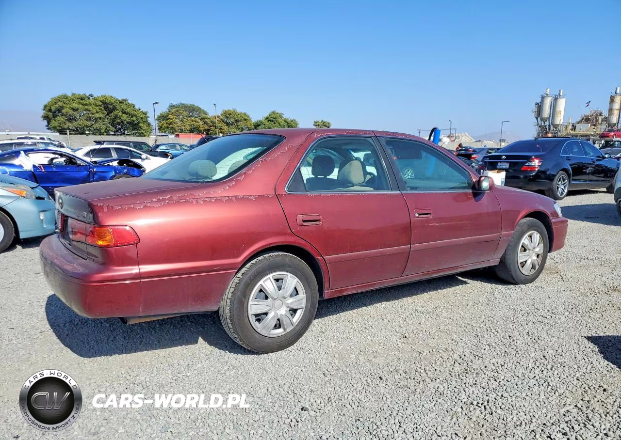 2000 Toyota Camry Le VIN:JT2BG22K8Y0478749 - 3
