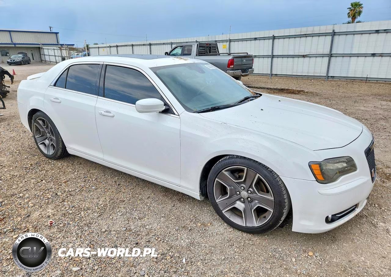2012 Chrysler 300 S VIN:2C3CCADTXCH115627 - 4