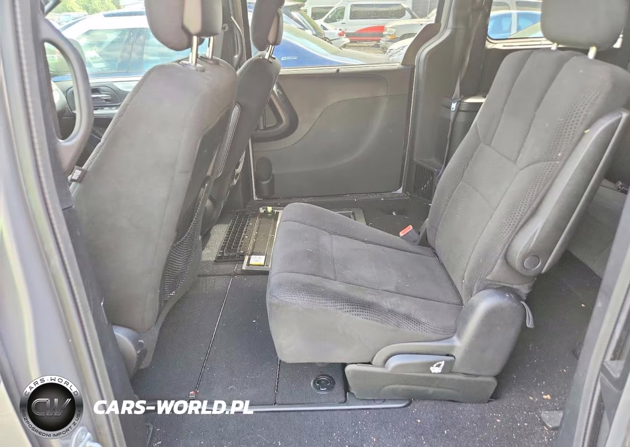2013 Dodge Grand Caravan Sxt VIN:2C4RDGCG5DR817182 - 11