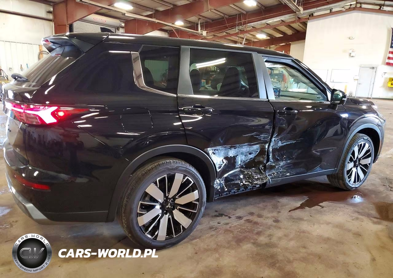 2026 Mitsubishi Outlander Se VIN:JA4J4VAB2TZ011114 - 3