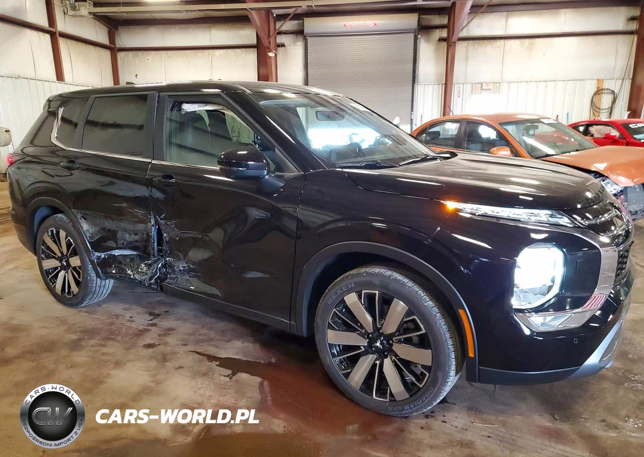 2026 Mitsubishi Outlander Se VIN:JA4J4VAB2TZ011114 - 4