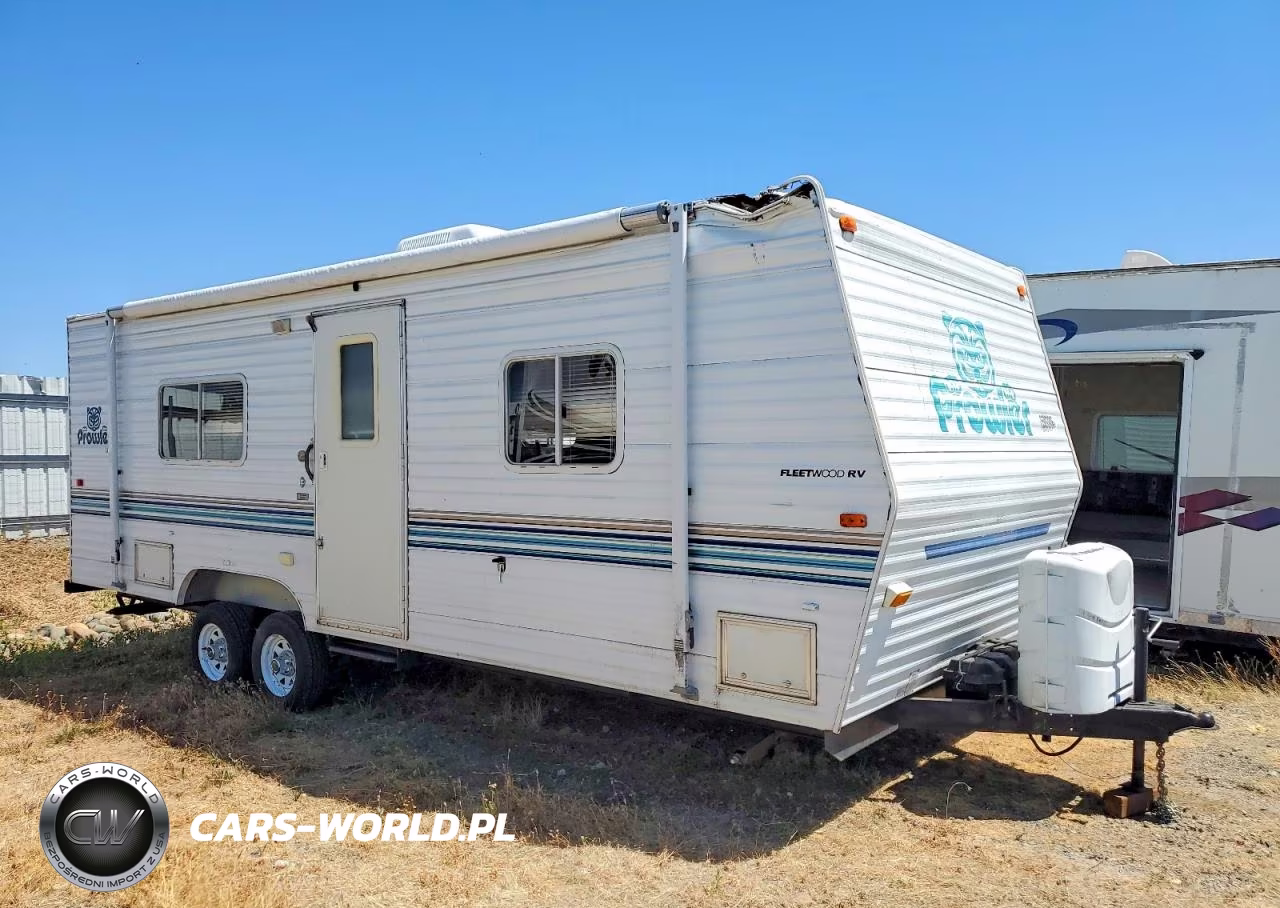 2003 Fleetwood Prowler Camper – zdjęcie 1 z 10