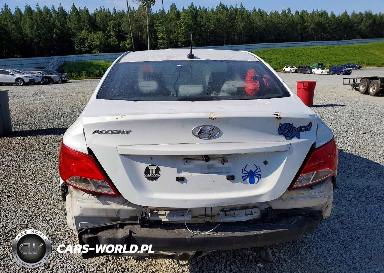 2015 Hyundai Accent Gls VIN:KMHCT4AE6FU799463 - 6