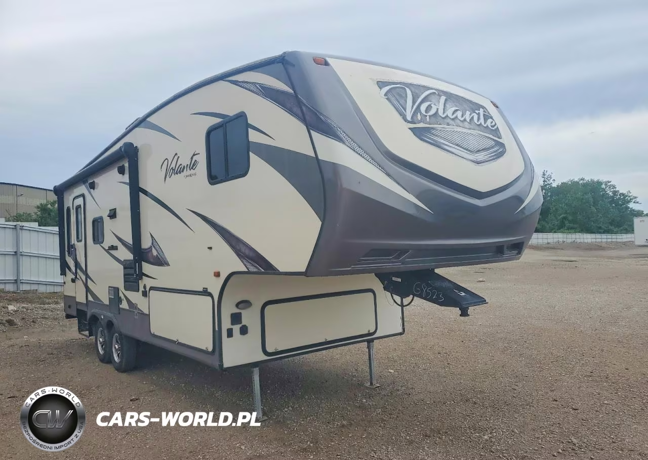 2017 Cross Roads Volante Camper