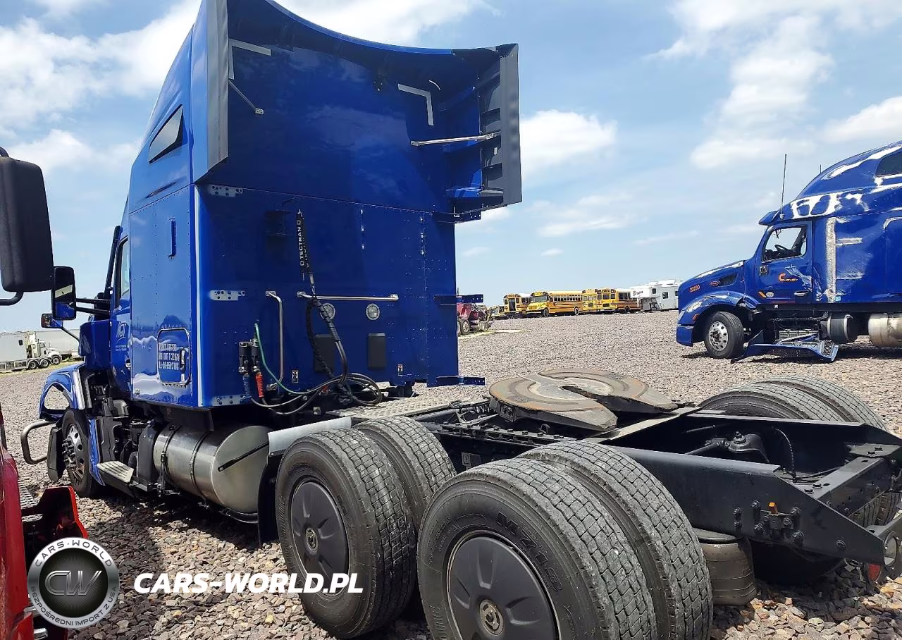 2026 Kenworth T680 Semi Truck VIN:1XKYD49X7TJ208491 - 3