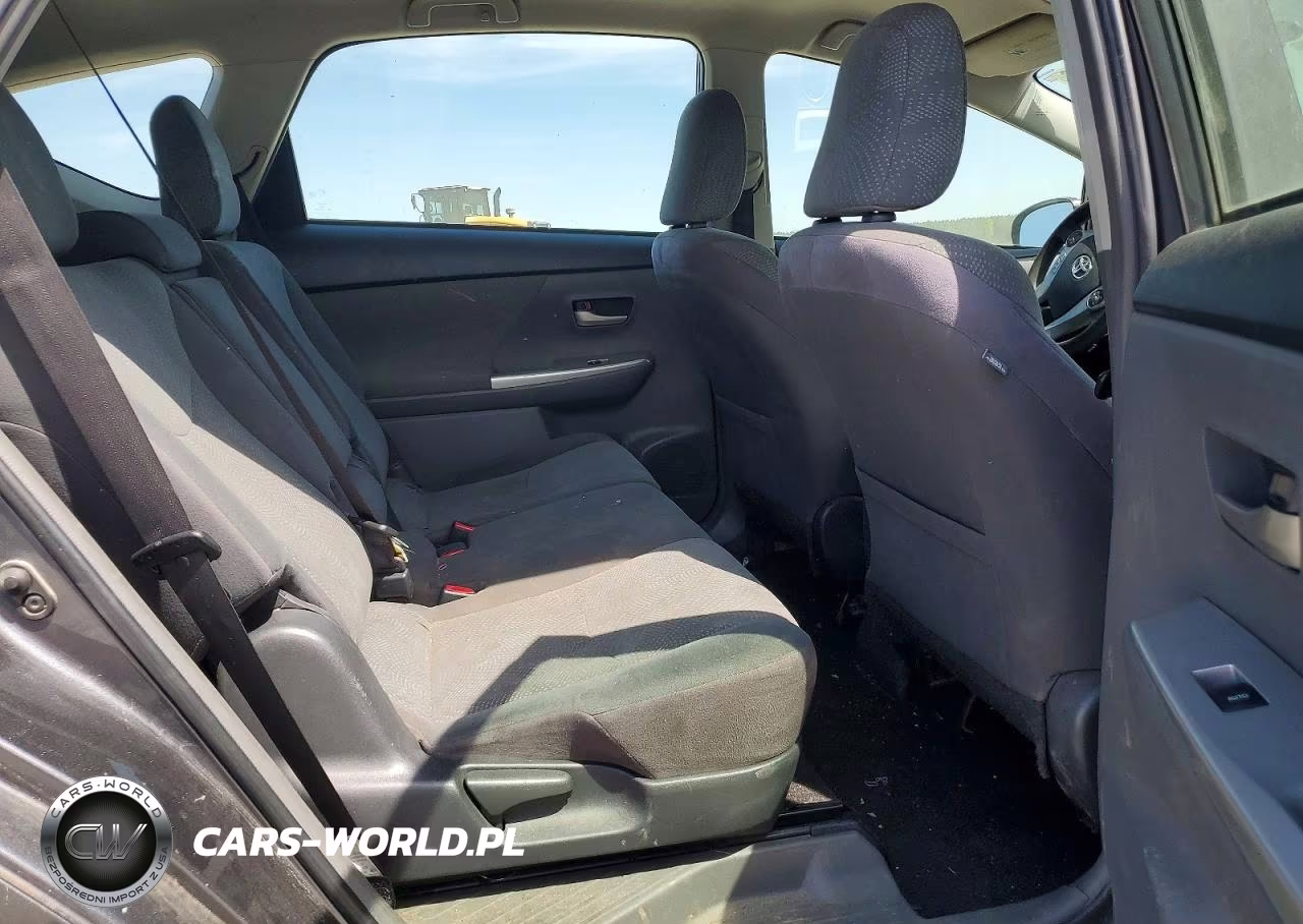 2013 Toyota Prius V Three VIN:JTDZN3EU0D3269108 - 10