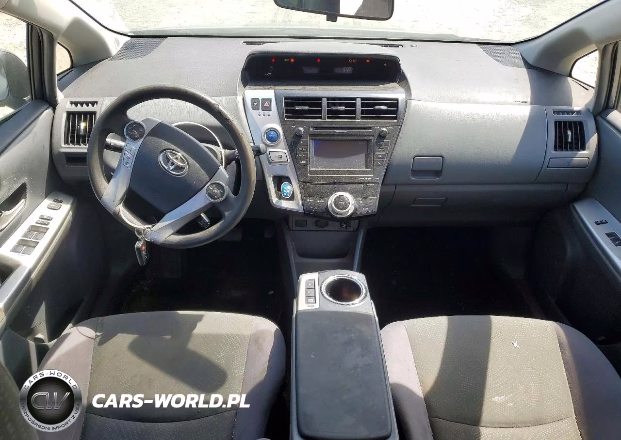 2013 Toyota Prius V Three VIN:JTDZN3EU0D3269108 - 8