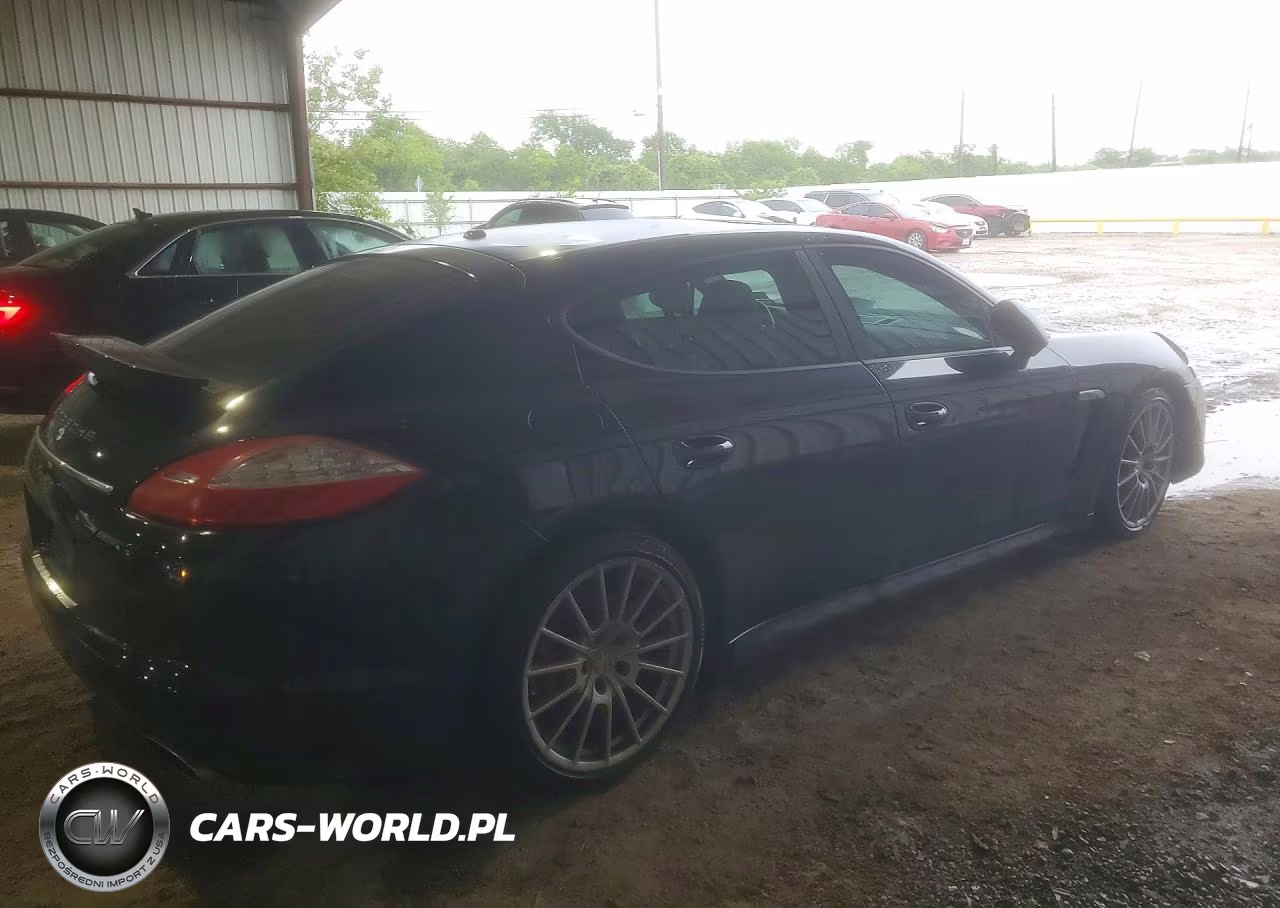2011 Porsche Panamera 2 VIN:WP0AA2A71BL011244 - 3