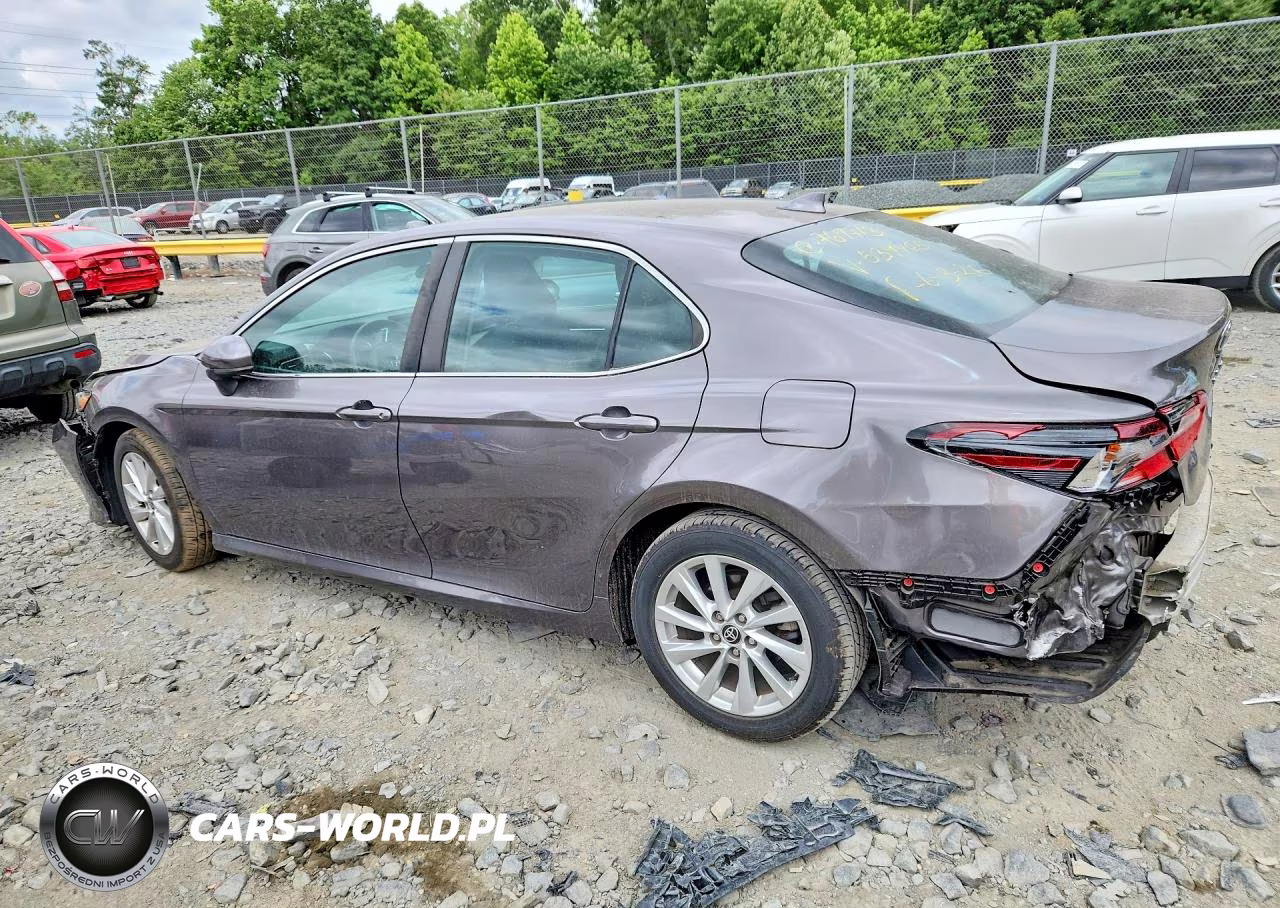 2021 Toyota Camry Le VIN:4T1C11AK5MU539465 - 2