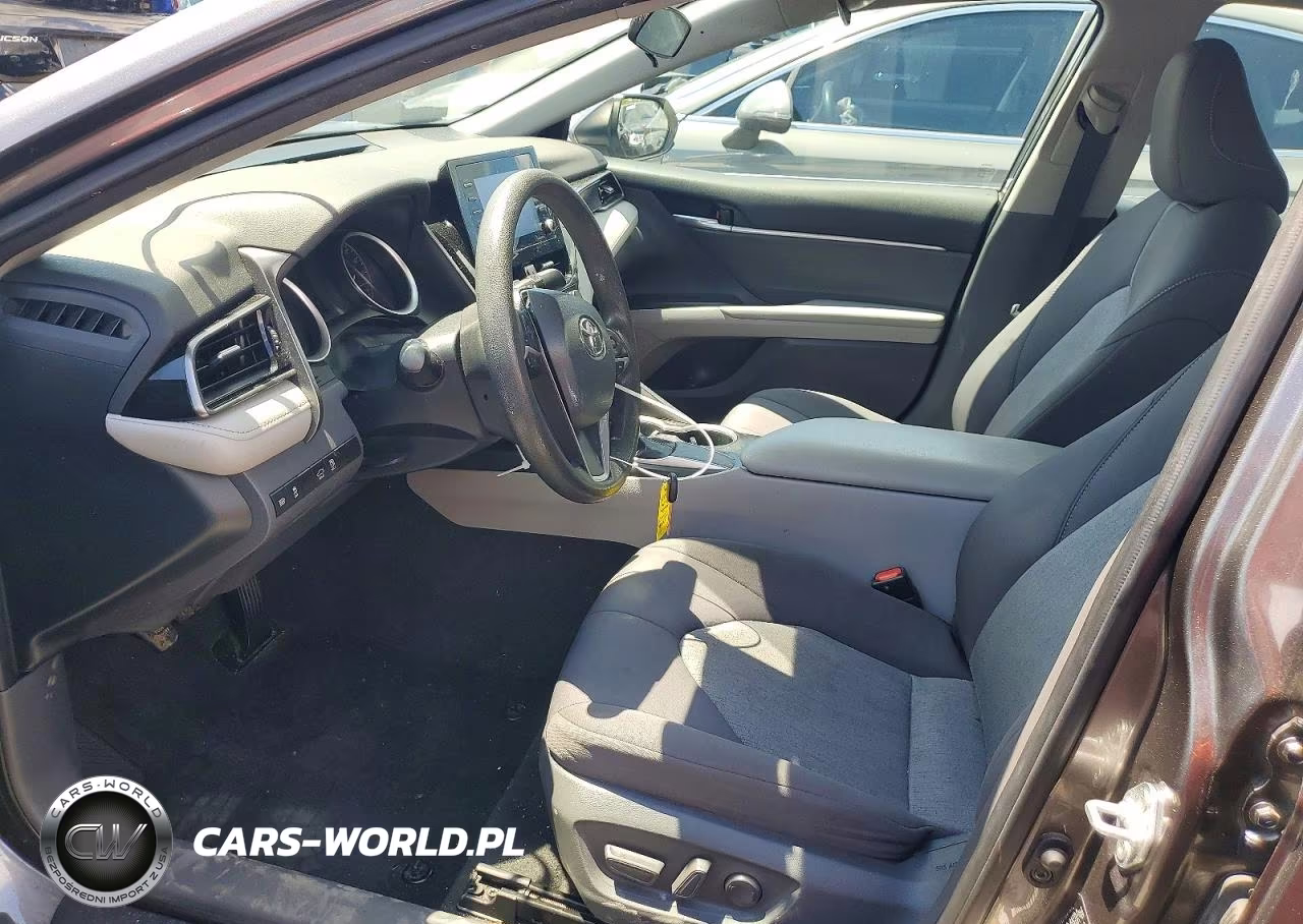 2021 Toyota Camry Le VIN:4T1C11AK5MU539465 - 7